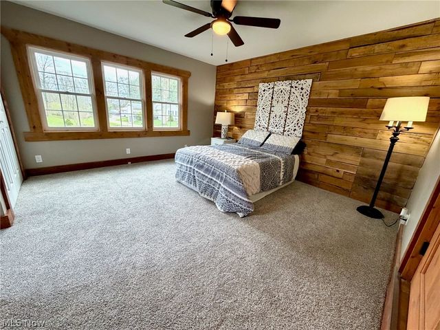 549 Perry Road, Tallmadge, OH 44278