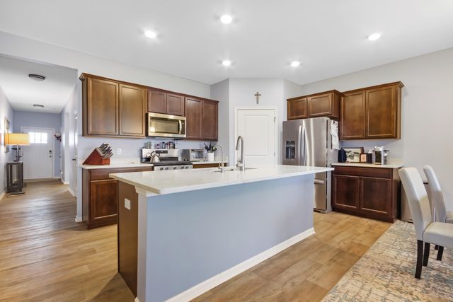 10406 Whitney Place, St. John, IN 46307