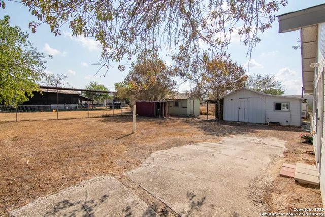 116 Matlock, Poth, TX 78147