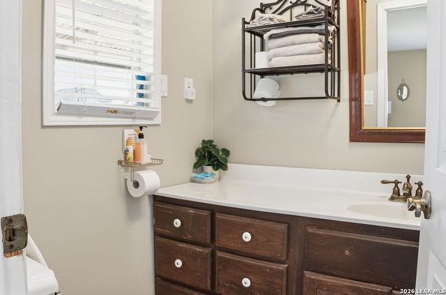 116 Matlock, Poth, TX 78147