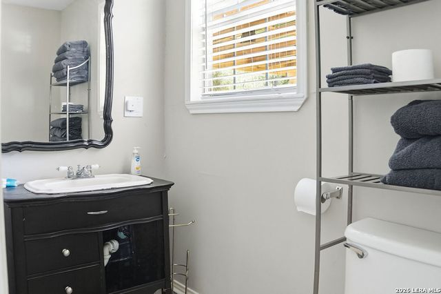 116 Matlock, Poth, TX 78147
