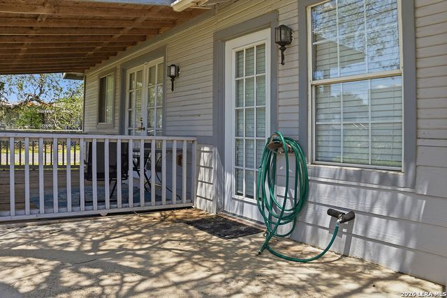 116 Matlock, Poth, TX 78147