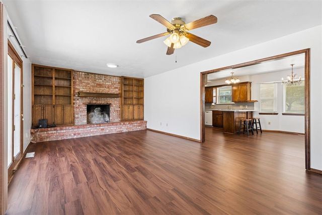 8010 E Maguire Road, Noble, OK 73068