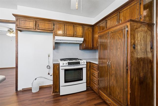 8010 E Maguire Road, Noble, OK 73068