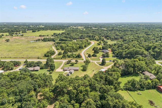 8010 E Maguire Road, Noble, OK 73068