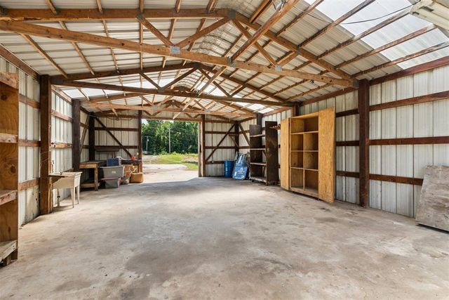 8010 E Maguire Road, Noble, OK 73068