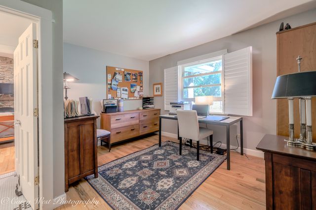 11N226 Peplow Road, Hampshire, IL 60140