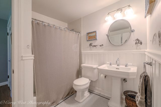 11N226 Peplow Road, Hampshire, IL 60140