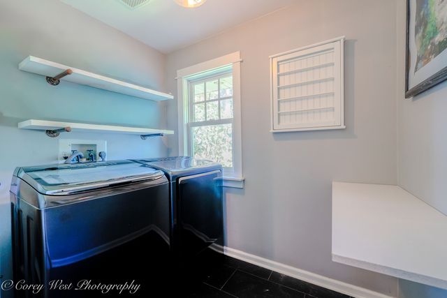 11N226 Peplow Road, Hampshire, IL 60140