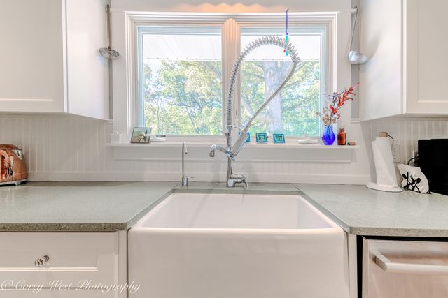 11N226 Peplow Road, Hampshire, IL 60140