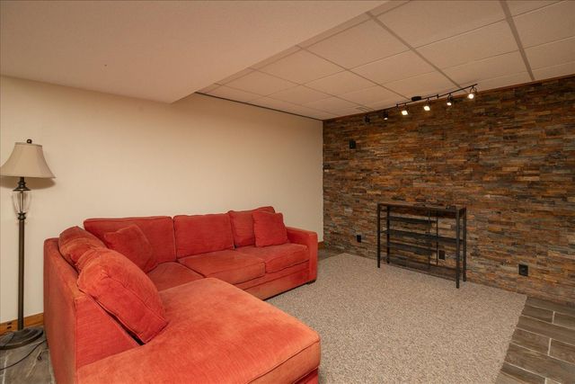 1926 Bear Court SE, Rochester, MN 55904