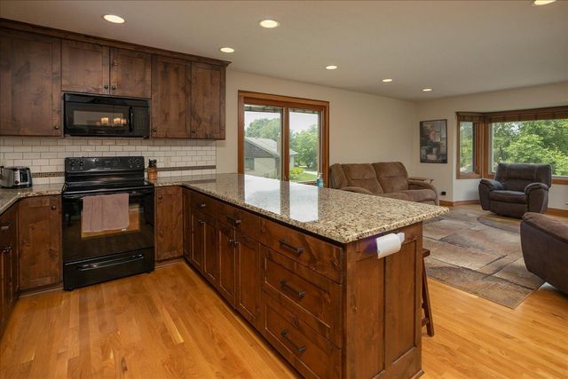 1926 Bear Court SE, Rochester, MN 55904