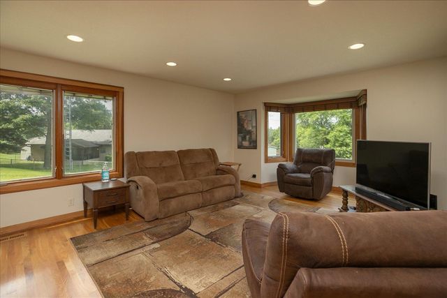1926 Bear Court SE, Rochester, MN 55904