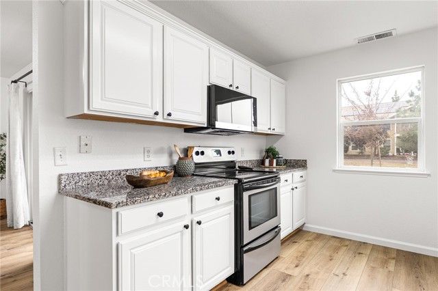 2099 Hartford Dr 20, Chico, CA 95928