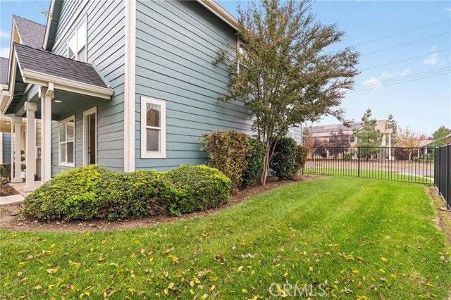 2099 Hartford Dr 20, Chico, CA 95928