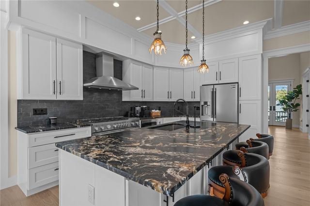 50 Prospect Avenue, Jamestown, RI 02835