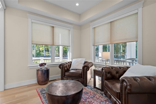 50 Prospect Avenue, Jamestown, RI 02835