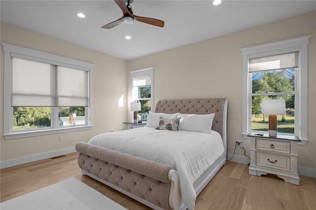 50 Prospect Avenue, Jamestown, RI 02835