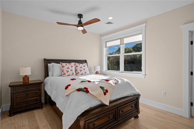 50 Prospect Avenue, Jamestown, RI 02835