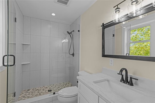 50 Prospect Avenue, Jamestown, RI 02835