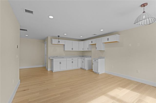 50 Prospect Avenue, Jamestown, RI 02835