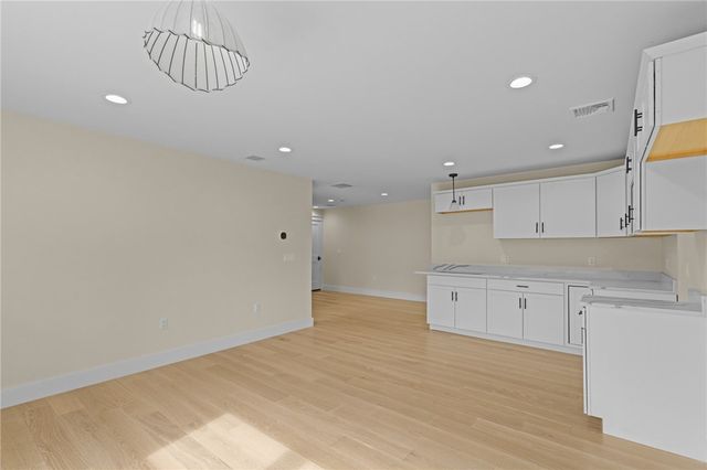 50 Prospect Avenue, Jamestown, RI 02835