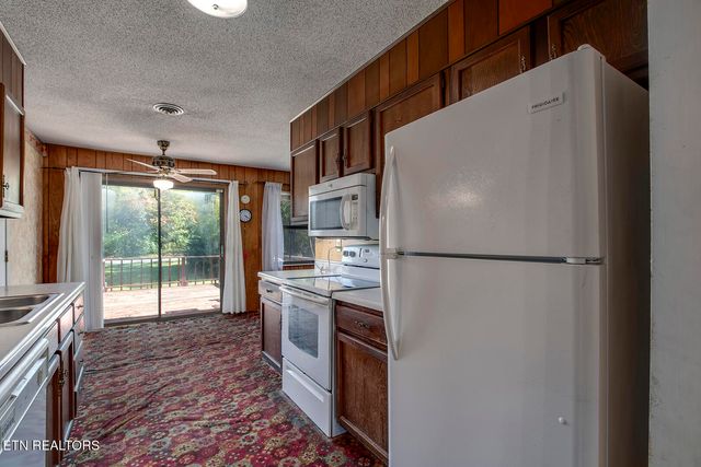 105 Meadowlark Drive, Harriman, TN 37748