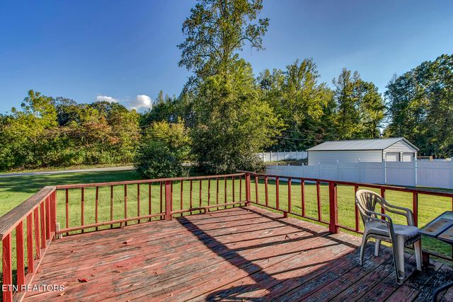 105 Meadowlark Drive, Harriman, TN 37748