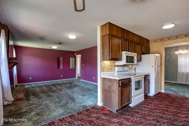 105 Meadowlark Drive, Harriman, TN 37748