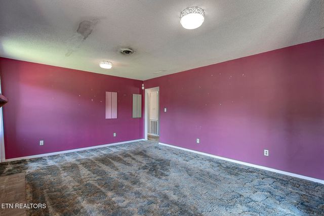 105 Meadowlark Drive, Harriman, TN 37748