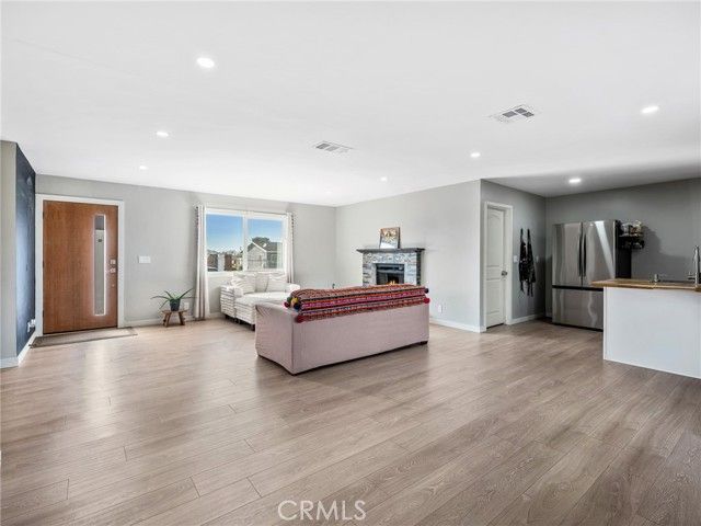 40562 172nd St E, Lancaster, CA 93535