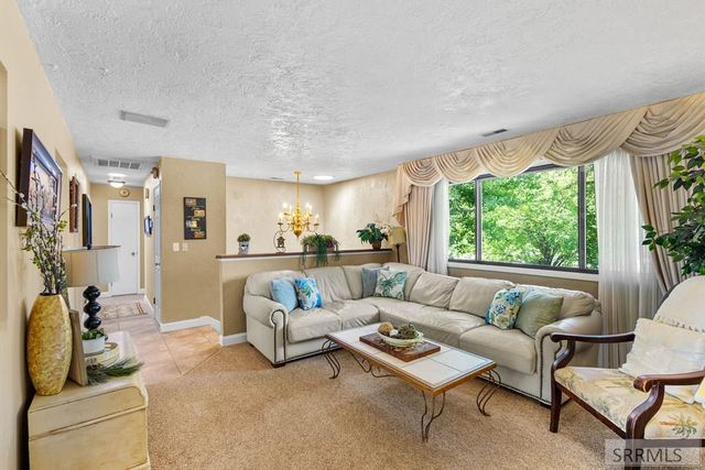 6668 Orlinda Lane, Idaho Falls, ID 83401