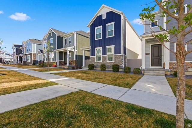 9747 N ASHGROVE LN, Highland, UT 84003