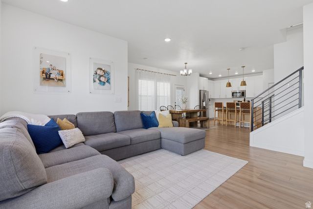 9747 N ASHGROVE LN, Highland, UT 84003