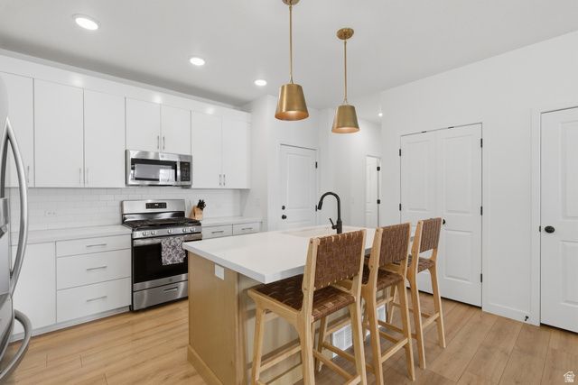 9747 N ASHGROVE LN, Highland, UT 84003