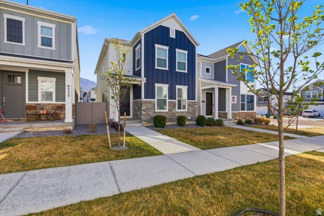 9747 N ASHGROVE LN, Highland, UT 84003