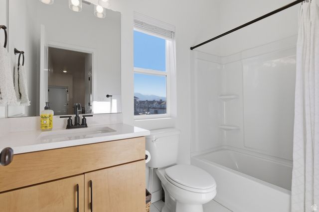 9747 N ASHGROVE LN, Highland, UT 84003