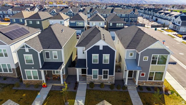 9747 N ASHGROVE LN, Highland, UT 84003