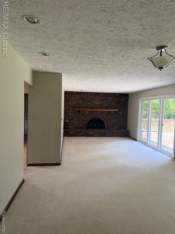 5050 Winewood Lane, Commerce Twp, MI 48382