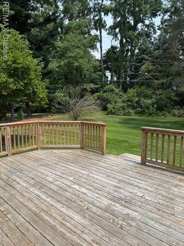 5050 Winewood Lane, Commerce Twp, MI 48382
