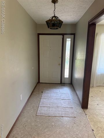 5050 Winewood Lane, Commerce Twp, MI 48382