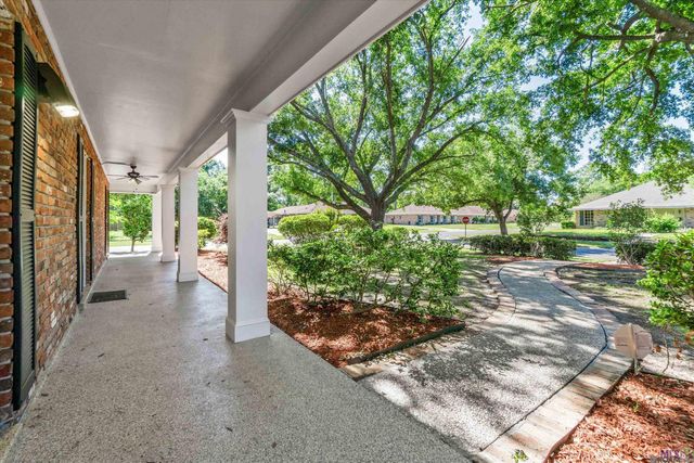 12699 Mollylea Dr, Baton Rouge, LA 70815