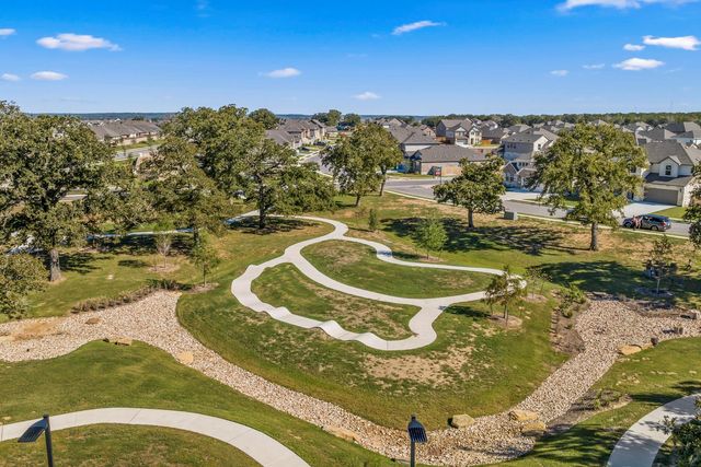 118 Periwinkle LN, Bastrop, TX 78602