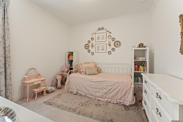 581 White Egret Dr, Saint George, LA 70810