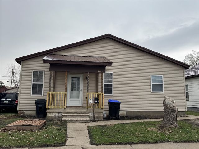 907 6th Avenue, Belle Plaine, IA 52208