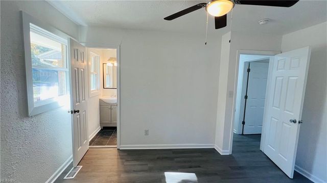 22 Green CT, Newport News, VA 23601