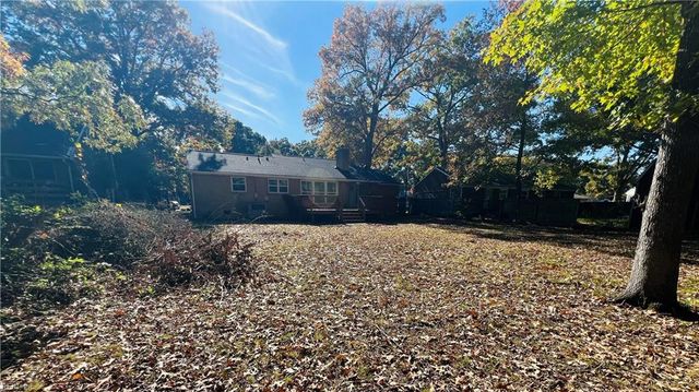 22 Green CT, Newport News, VA 23601