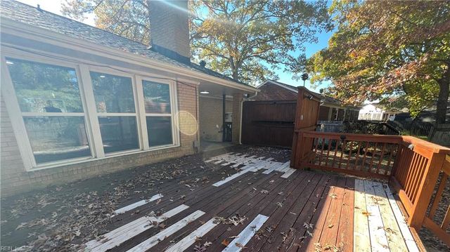 22 Green CT, Newport News, VA 23601