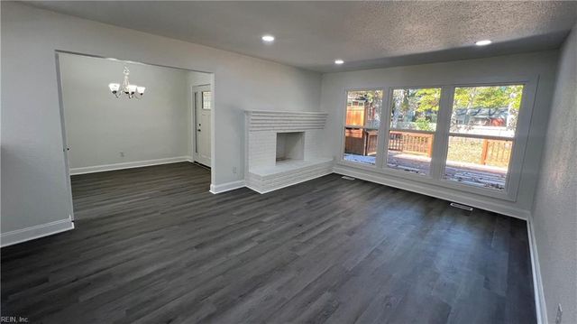 22 Green CT, Newport News, VA 23601