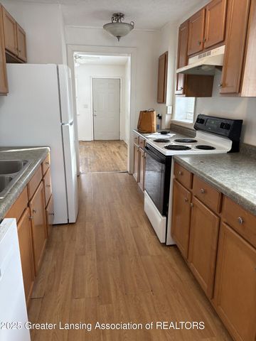 1119 Leslie Street, Lansing, MI 48912